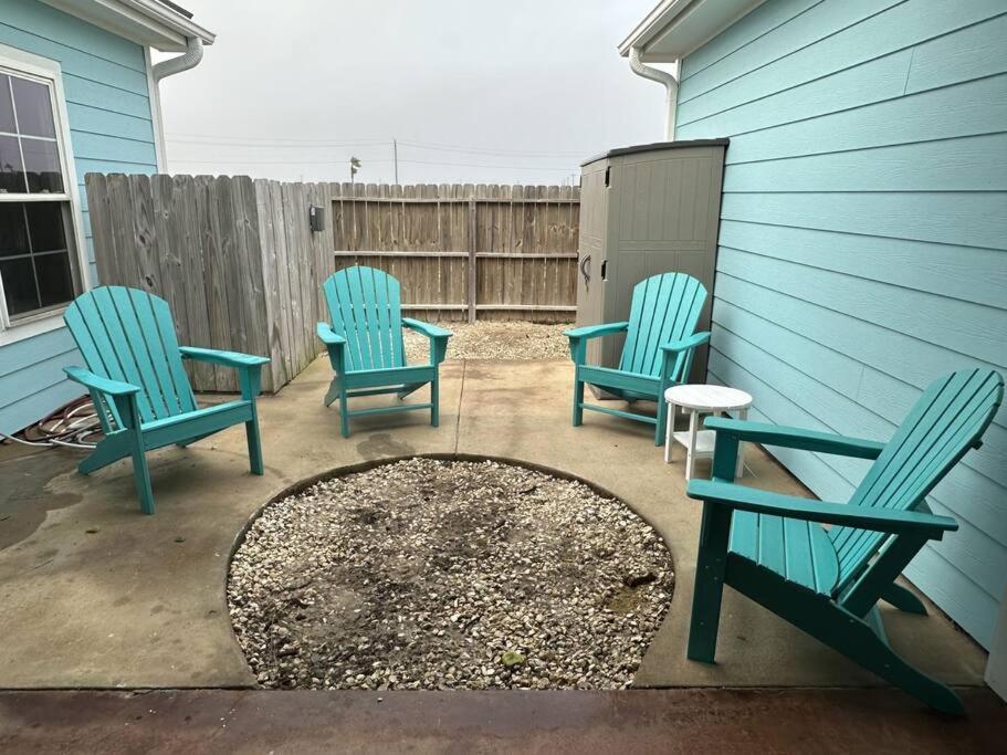 Barefoot Bungalow - Pet Friendly- 2 Bdrm Townhome Корпус-Кристи Экстерьер фото